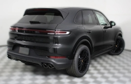Porsche Cayenne Base AWD 2026