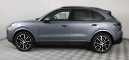 Porsche Cayenne Base AWD 2026