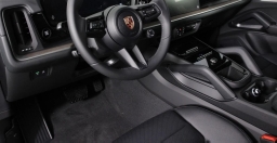 Porsche Cayenne Base AWD 2026
