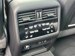 Porsche Cayenne Base AWD 2026
