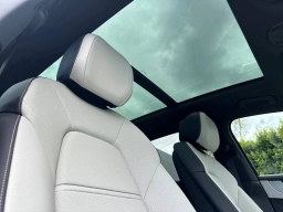 Porsche Cayenne Base AWD 2026
