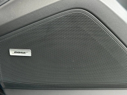 Porsche Cayenne Base AWD 2026
