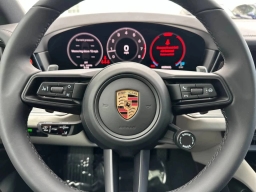 Porsche Cayenne Base AWD 2026