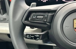 Porsche Cayenne Base AWD 2026