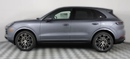 Porsche Cayenne Base AWD 2026
