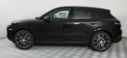 Porsche Cayenne Base AWD 2026