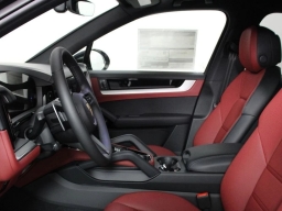 Porsche Cayenne Base AWD 2026