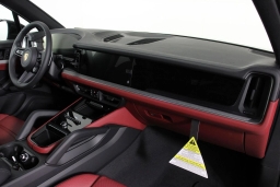 Porsche Cayenne Base AWD 2026