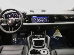 Porsche Cayenne Base AWD 2026
