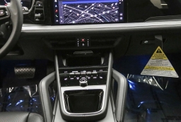 Porsche Cayenne Base AWD 2026