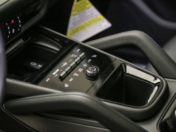 Porsche Cayenne Base AWD 2026