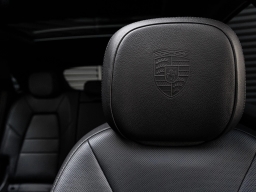Porsche Cayenne Base AWD 2026