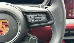 Porsche Cayenne Base AWD 2026