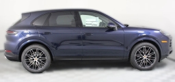 Porsche Cayenne Base AWD 2026