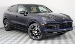 Porsche Cayenne Base AWD 2026