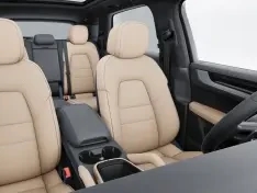 Porsche Cayenne Base AWD 2026