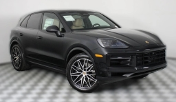 Porsche Cayenne Base AWD 2026