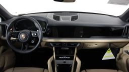 Porsche Cayenne Base AWD 2026