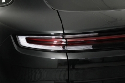 Porsche Cayenne Base AWD 2026