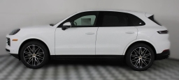 Porsche Cayenne Base AWD 2026