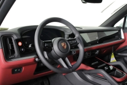 Porsche Cayenne Base AWD 2026