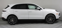 Porsche Cayenne Base AWD 2026