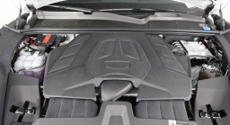 Porsche Cayenne Base AWD 2026