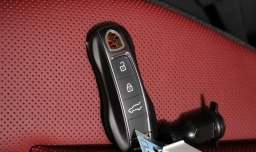 Porsche Cayenne Base AWD 2026