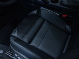 Porsche Cayenne Base AWD 2026