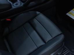 Porsche Cayenne Base AWD 2026