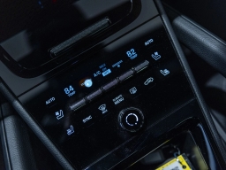 Porsche Cayenne Base AWD 2026