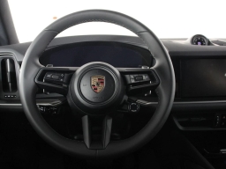 Porsche Cayenne Base AWD 2026