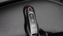 Porsche Cayenne Base AWD 2026