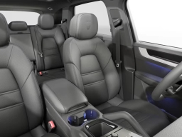 Porsche Cayenne Base AWD 2026