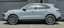 Porsche Cayenne Base AWD 2026