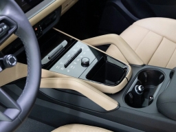 Porsche Cayenne Base AWD 2026