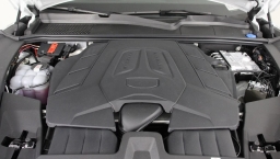 Porsche Cayenne Base AWD 2026