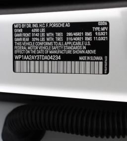Porsche Cayenne Base AWD 2026