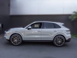 Porsche Cayenne Base AWD 2026
