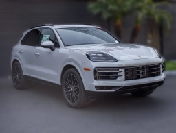 Porsche Cayenne Base AWD 2026