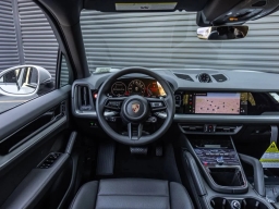 Porsche Cayenne Base AWD 2026