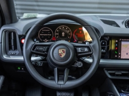 Porsche Cayenne Base AWD 2026
