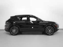 Porsche Cayenne Base AWD 2026