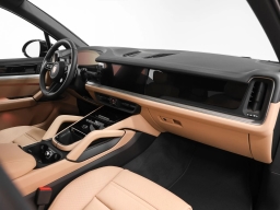 Porsche Cayenne Base AWD 2026