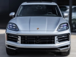 Porsche Cayenne Base AWD 2026