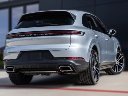 Porsche Cayenne Base AWD 2026