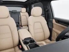 Porsche Cayenne Base AWD 2026