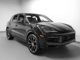 Porsche Cayenne Base AWD 2026