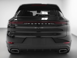 Porsche Cayenne Base AWD 2026