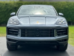 Porsche Cayenne Base AWD 2026